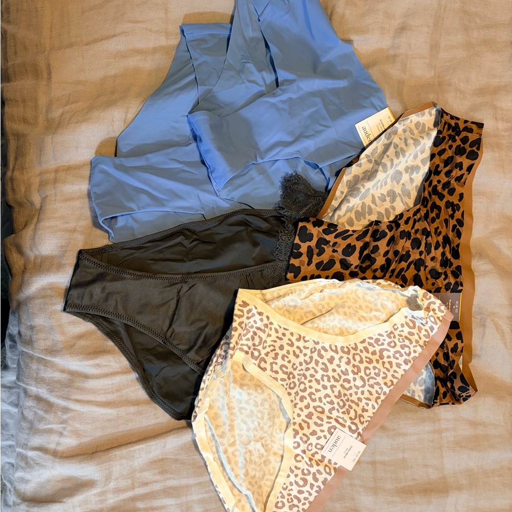Women's Intimates Set - Blue, Black, Leopard Print